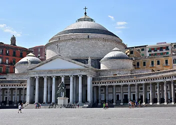 7 COSE DA FARE E VEDERE A NAPOLI